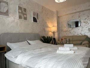IS LUX !!! Apartamente Regim Hotelier - Blocuri Noi - Zona Palas Mall - imagine 3