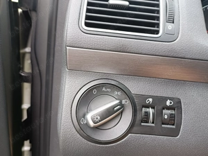 VW Touran 1.6 TDI 2011 - imagine 16