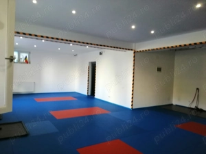 Vand spatiul comercial - imagine 4