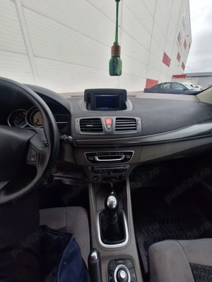 Renault Megane 3   1.5 dCi 110 CP  - imagine 8