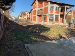 Casa la rosu, P+1+M,teren 970m2, Putul lui Olteni,Clinceni, jud Ilfov - imagine 4