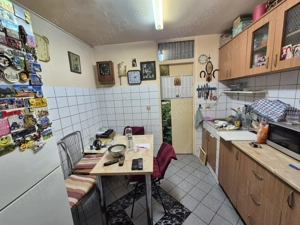 Vând apartament  - imagine 9