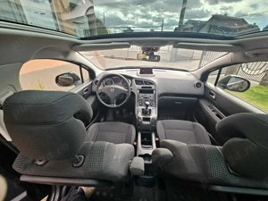 Peugeot 5008 1.6 HDI 112 cp 2012 - imagine 6