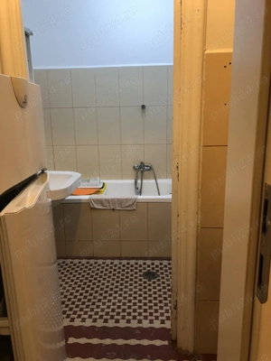 Garsoniera Piata Sfintii Voievozi - George Enescu - imagine 5