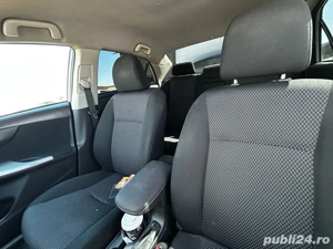 Toyota Corolla 2011 Facelift pentru dezmembrat - imagine 3