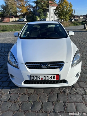 vând Kia cee'd, 2010, 1.6, 170.000km - imagine 4