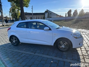 vând Kia cee'd, 2010, 1.6, 170.000km - imagine 2