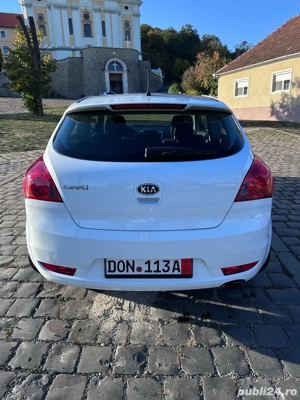 vând Kia cee'd, 2010, 1.6, 170.000km - imagine 5