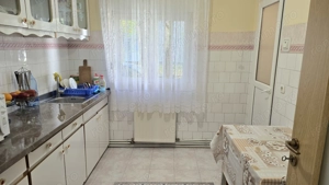 Vand apartament 3 camere decomandat in Deva, zona Enescu, parter inalt, hol central, mobilat - imagine 10