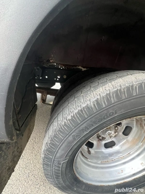 Masina este echipata cu frig  - imagine 3