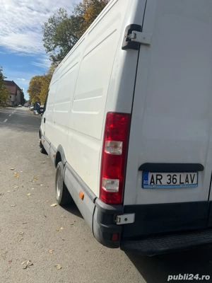 Masina este echipata cu frig  - imagine 9