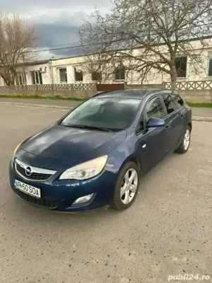Opel astra j