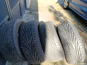 Vind 4 buc cauciucuri .