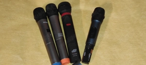 4 microfoane wireless  - cele din poze   pret 250 ron toate la pachet 