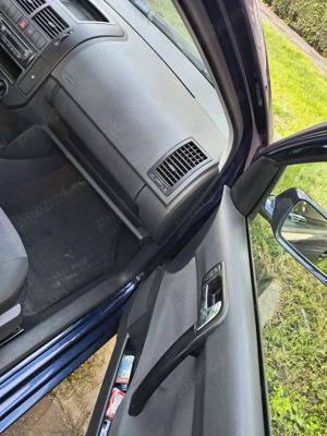 Vând Volkswagen Polo 1.2 benzina 5 usi - imagine 7