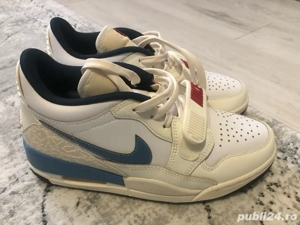 adidasi nike jordani  