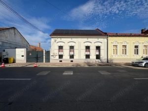 Spatiu comercial sau pentru birouri 150mp utili central, spre piata - imagine 2