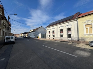 Spatiu comercial sau pentru birouri 150mp utili central, spre piata - imagine 3