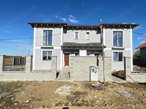 Duplex 4 camere | 2 băi | Toate utilitățile | Moșnița