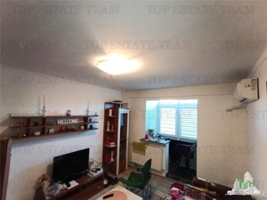 Apartament cochet cu 2 camere, etaj 2 10 situat la 5 minute de mers pe jos de statia de METROU Raul  - imagine 2