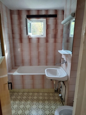 Apart. cu 4 cam. de vânzare, ff aproape de Spitalul Județean, UMF - imagine 9