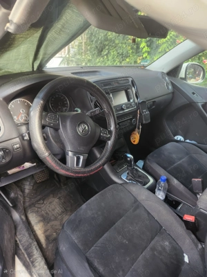 VW Tiguan 2.0 TDI AUTOMAT 4x4 2012 - imagine 9 VW Tiguan 2.0 TDI AUTOMAT 4x4 2012 - imagine 9