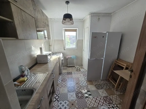 Apartament 3 Camere Decomandat Etaj 1 Gheorghe Lazăr - 390 Euro - imagine 5 Apartament 3 Camere Decomandat Etaj 1 Gheorghe Lazăr - 390 Euro - imagine 5