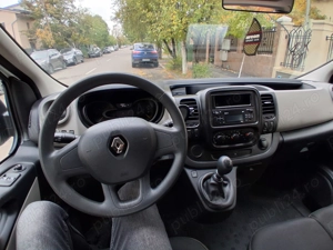 Renault Trafic 8+1 Lung  Euro 6 - imagine 7 Renault Trafic 8+1 Lung  Euro 6 - imagine 7