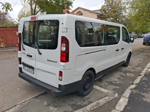 Renault Trafic 8+1 Lung  Euro 6 - imagine 4 Renault Trafic 8+1 Lung  Euro 6 - imagine 4