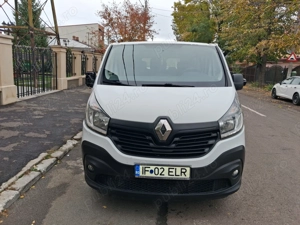 Renault Trafic 8+1 Lung  Euro 6 - imagine 5 Renault Trafic 8+1 Lung  Euro 6 - imagine 5