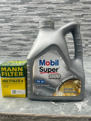 Ulei si filtru ulei nou