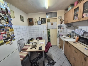 LIPOVEI - 2 Camere - Decomandat - Centrala proprie - imagine 3