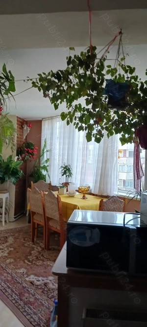 Vând apartament,2 camere,complet mobilat,ultraceral,in unul din cele mai frumoase blocuri din Deva