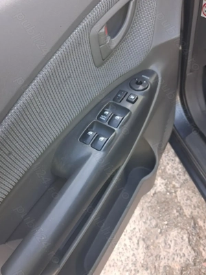 Vand autoturism HYUNDAI Tucson - imagine 9