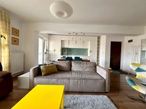 Inchiriez apartament cu 3 camere + 1 loc de parcare