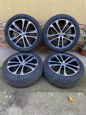 Cauciucuri de iarna 225 45 17+ jante originale Vw 17 5x112