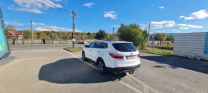 Hyundai Grand Santa Fe 2.2 CRDi 4WD Luxury   6 locuri   Automat - motor 2.2 CRDi diesel, 197 CP - imagine 2