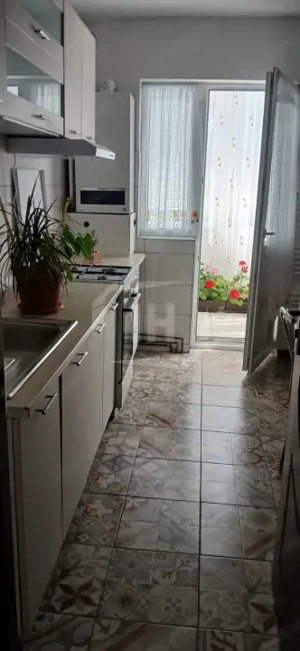 Apartament 2 camere, recent renovat, decomandat, Grigorescu