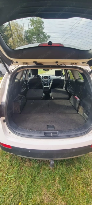Hyundai Grand Santa Fe 2.2 CRDi 4WD Luxury   6 locuri   Automat - motor 2.2 CRDi diesel, 197 CP - imagine 10