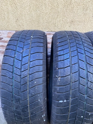 Cauciucuri de iarna pentru Duster 215 65 16 - imagine 8