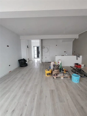 Duplex superb - zona excelenta la 4 benzi - spatii generoase - proiect foarte bine gandit - imagine 10