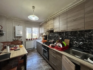 Apartament 4 camere, decomandat, etajul 1, 2 bai, zona Steaua - imagine 10