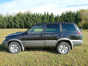 Societate agricolă vinde Nissan Terrano 2 - imagine 4