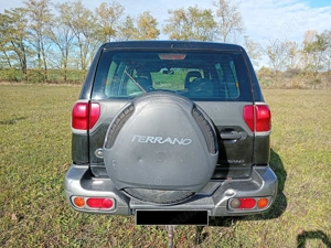 Societate agricolă vinde Nissan Terrano 2 - imagine 3