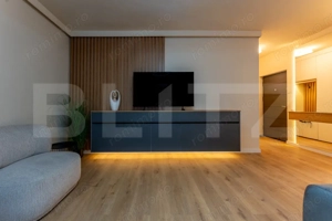 Apartament modern, intermediar, 55 mp, terasa 11 mp, strada Eroilor - imagine 13