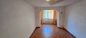 Vand apartament central