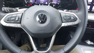 Volkswagen Golf 1.0 eTSI DSG MHEV Life - imagine 9