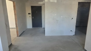 Vand apartament 3 camere decomandat in Deva, zona 22 Decembrie, parter, bloc nou de caramida  - imagine 15