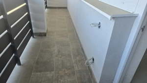 Vand apartament 3 camere decomandat in Deva, zona 22 Decembrie, parter, bloc nou de caramida  - imagine 20