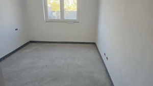Vand apartament 3 camere decomandat in Deva, zona 22 Decembrie, parter, bloc nou de caramida  - imagine 19